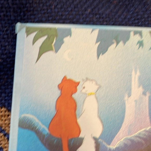 The Little Mermaid Book - Picture 5 of 10